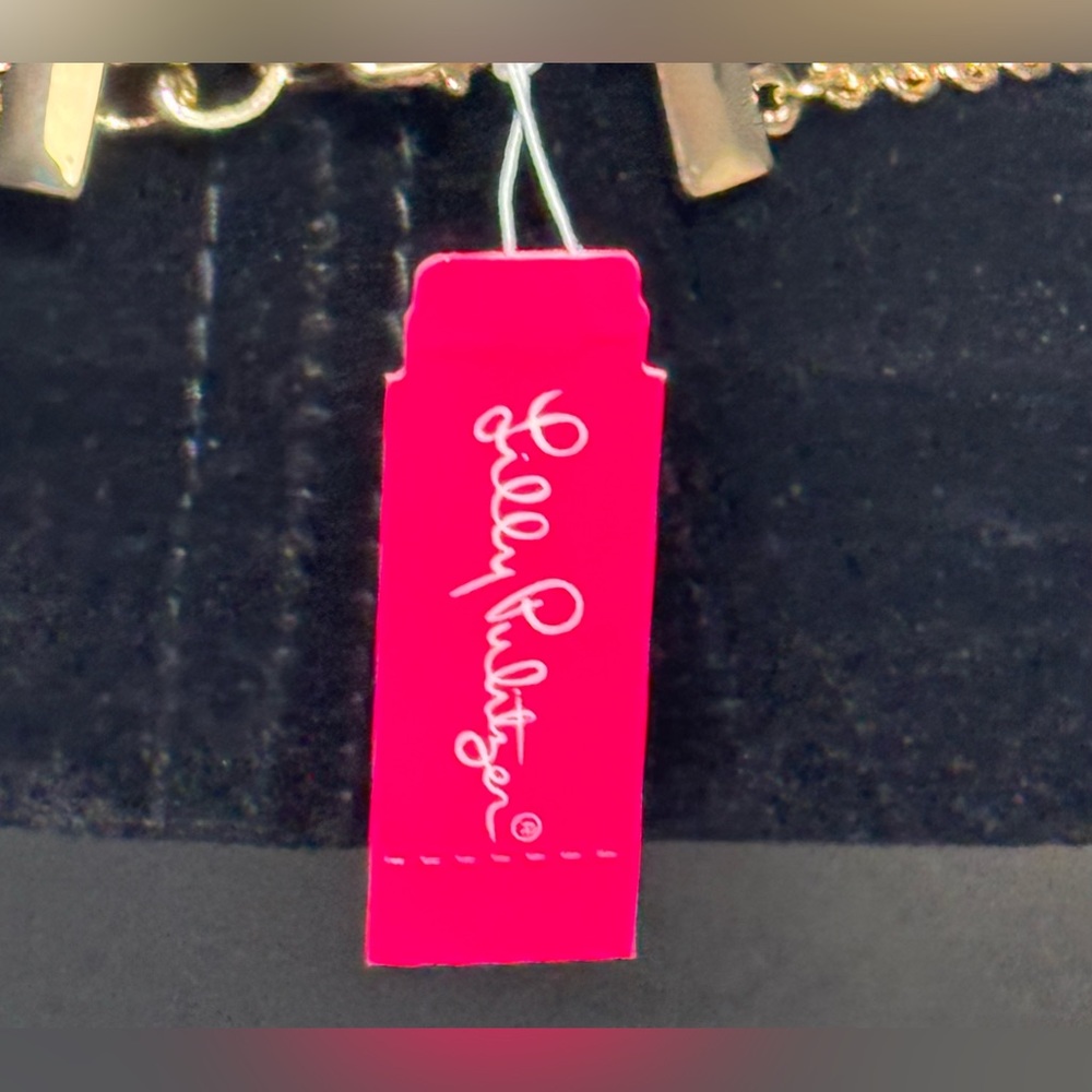 Lilly Pulitzer - Picture 2 of 3